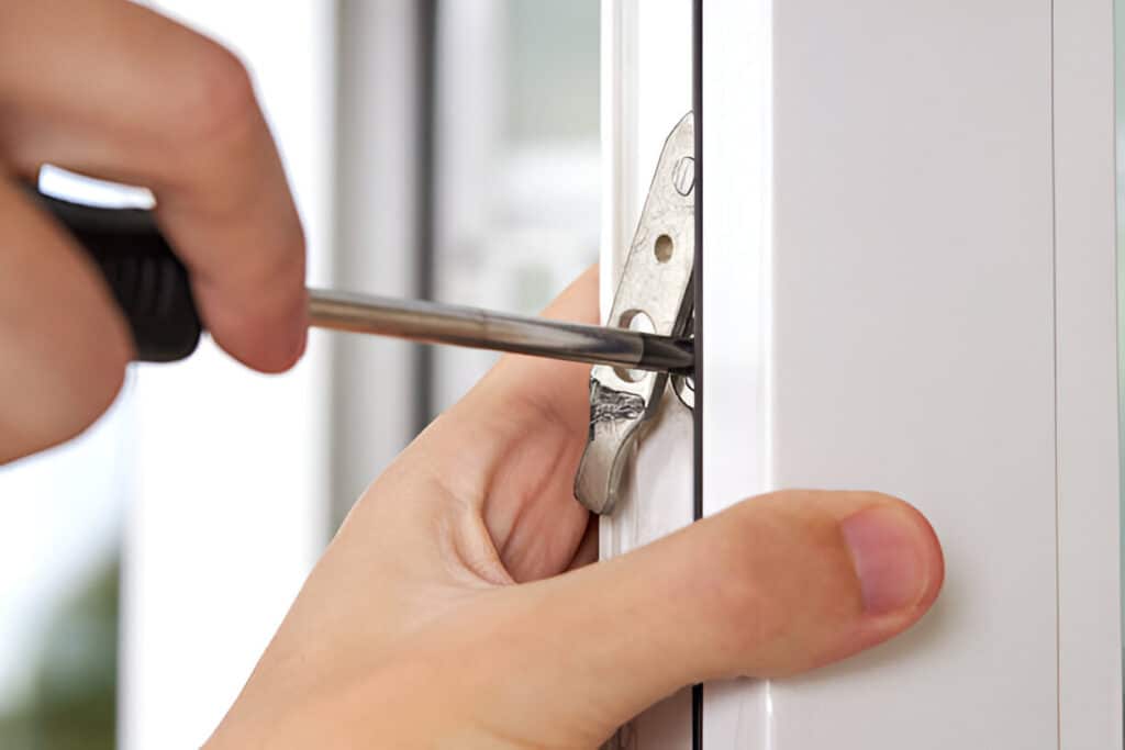 How to Fix A Commercial Door: Commercial Door Repair and Maintenence Tips