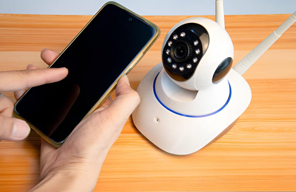 How to Connect CCTV Camera to Phone: 2 Easy Methods